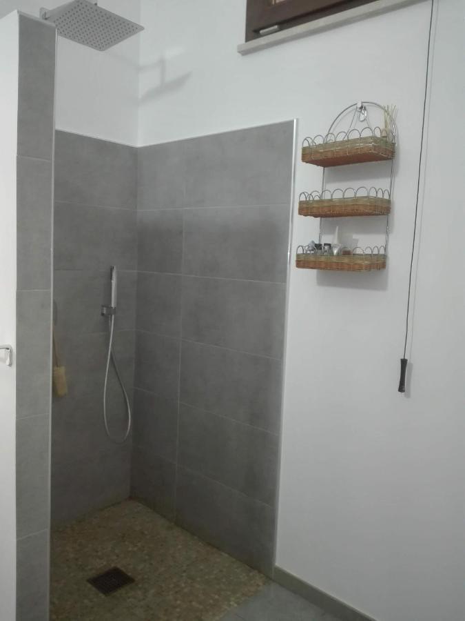 Villa Santoro Ai Tre Ulivi Con Piscina Privata Caiazzo ภายนอก รูปภาพ