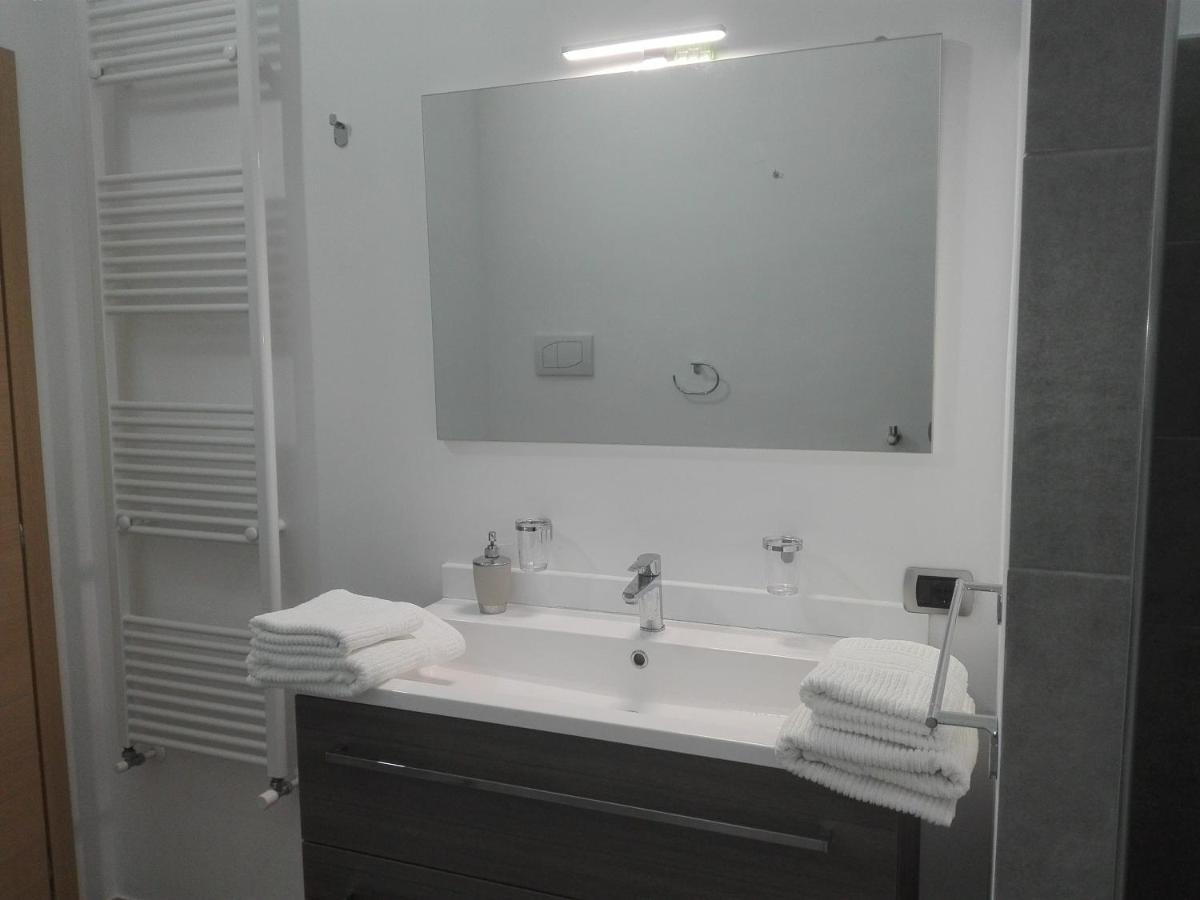 Villa Santoro Ai Tre Ulivi Con Piscina Privata Caiazzo ภายนอก รูปภาพ