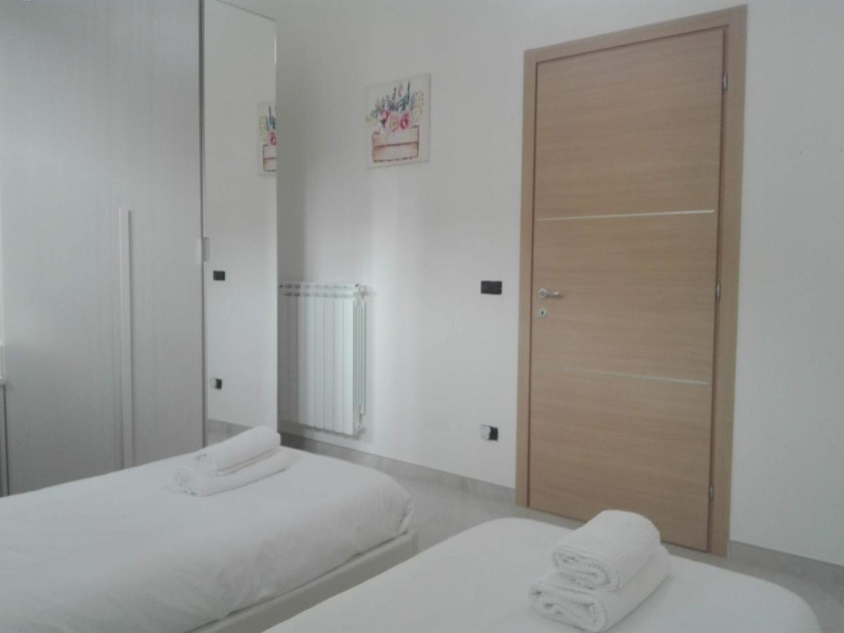 Villa Santoro Ai Tre Ulivi Con Piscina Privata Caiazzo ภายนอก รูปภาพ