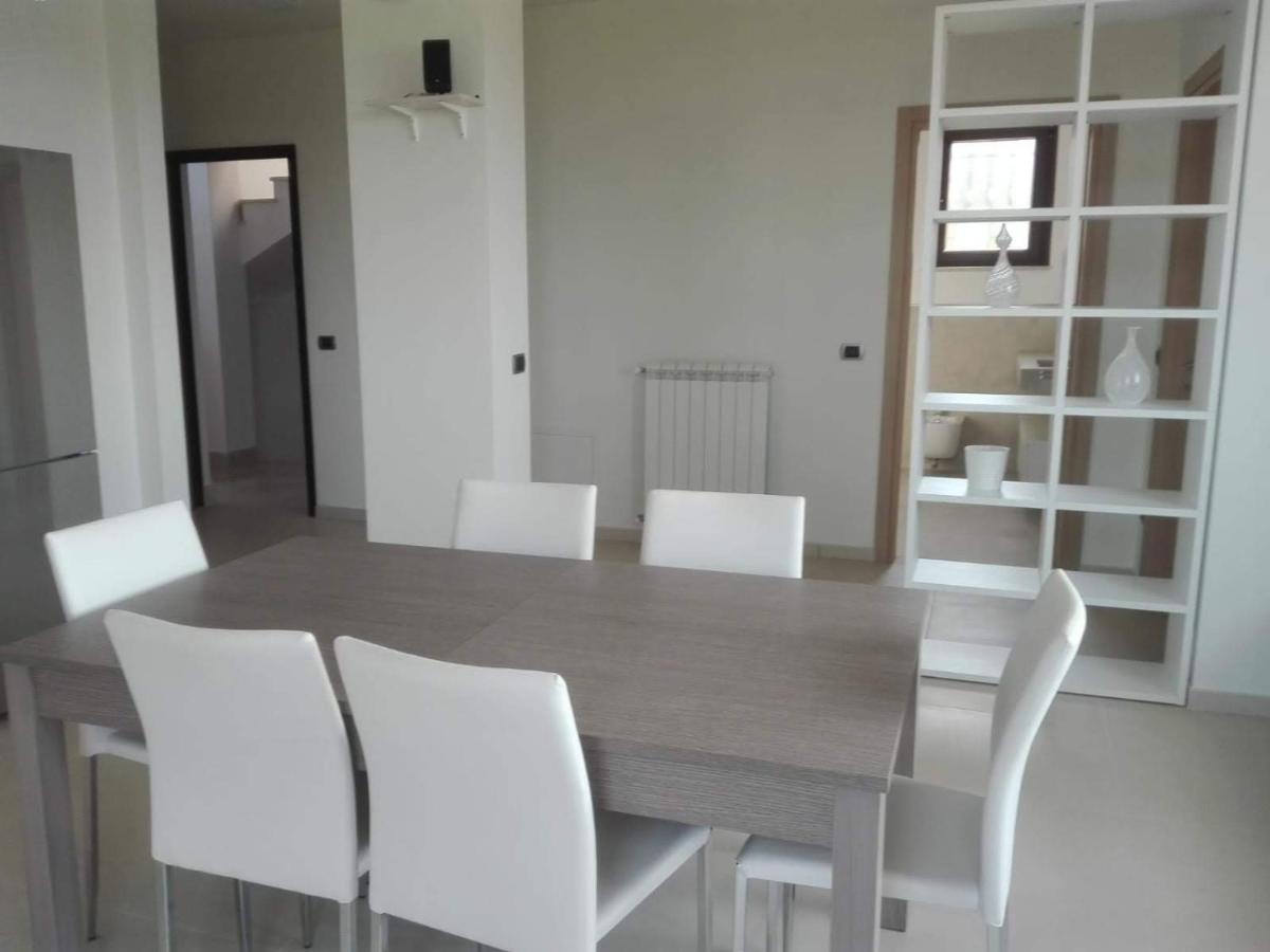 Villa Santoro Ai Tre Ulivi Con Piscina Privata Caiazzo ภายนอก รูปภาพ